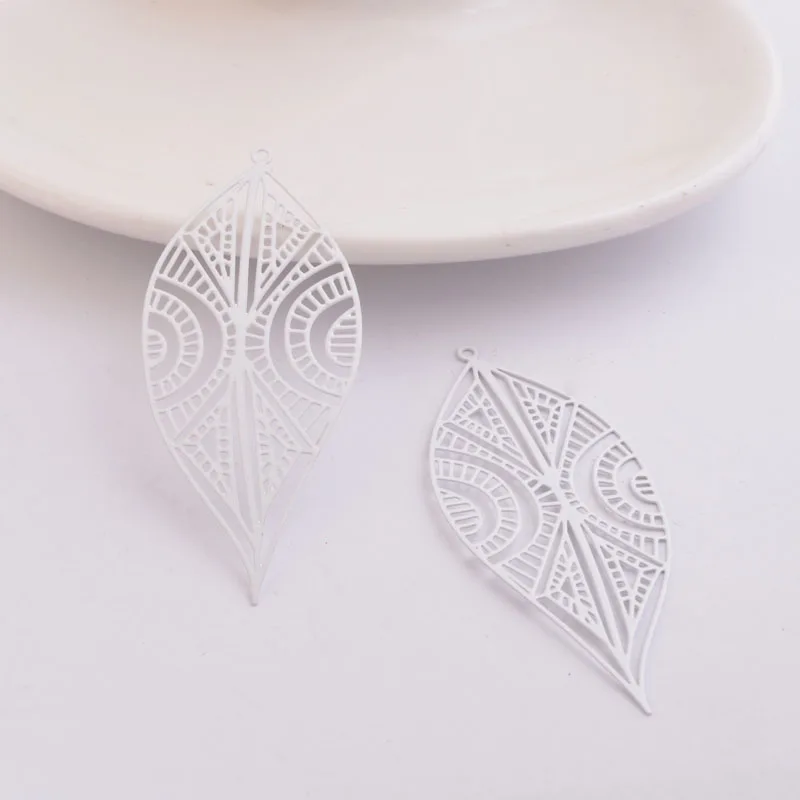 white 30 шт. AB5394 25*58 мм нежный полый лист дерева серьги кулон большой лист DIY ювелирных изделий Аксессуары - Окраска металла: white