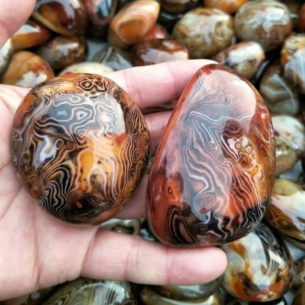 

1pcs natural sardonyx quartz crystals palm stone reiki healing stones and crystals fountain home decoration for gift sale