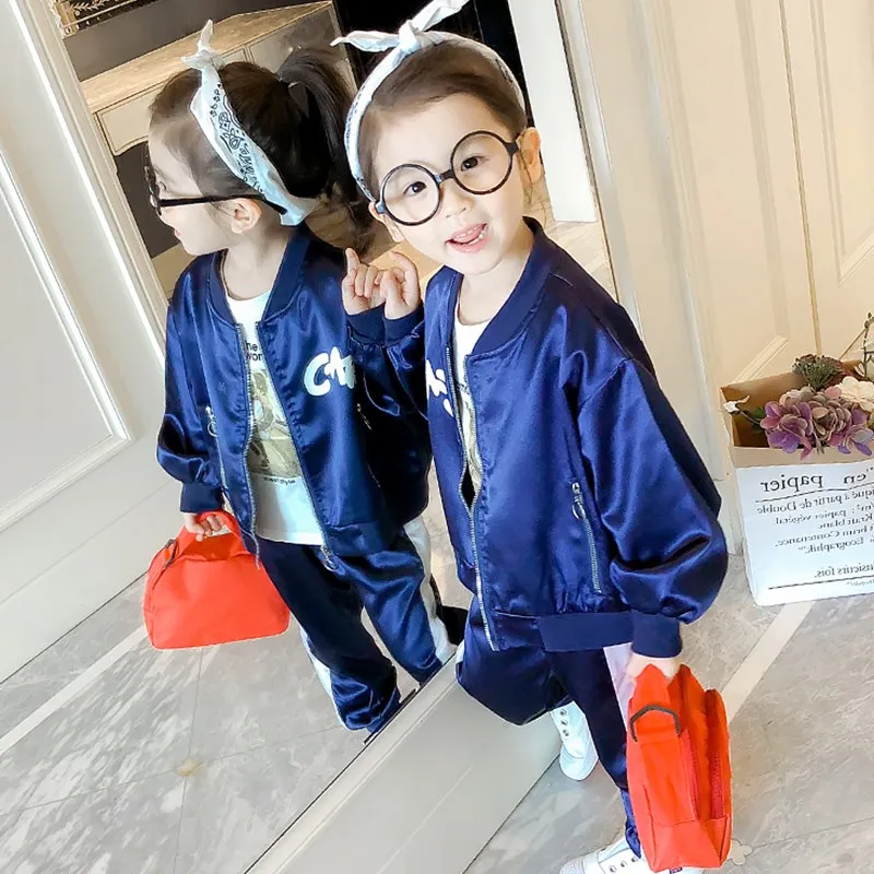 Осенний костюм для девочек Одежда детей 2021 Новая модная детская одежда маленьких