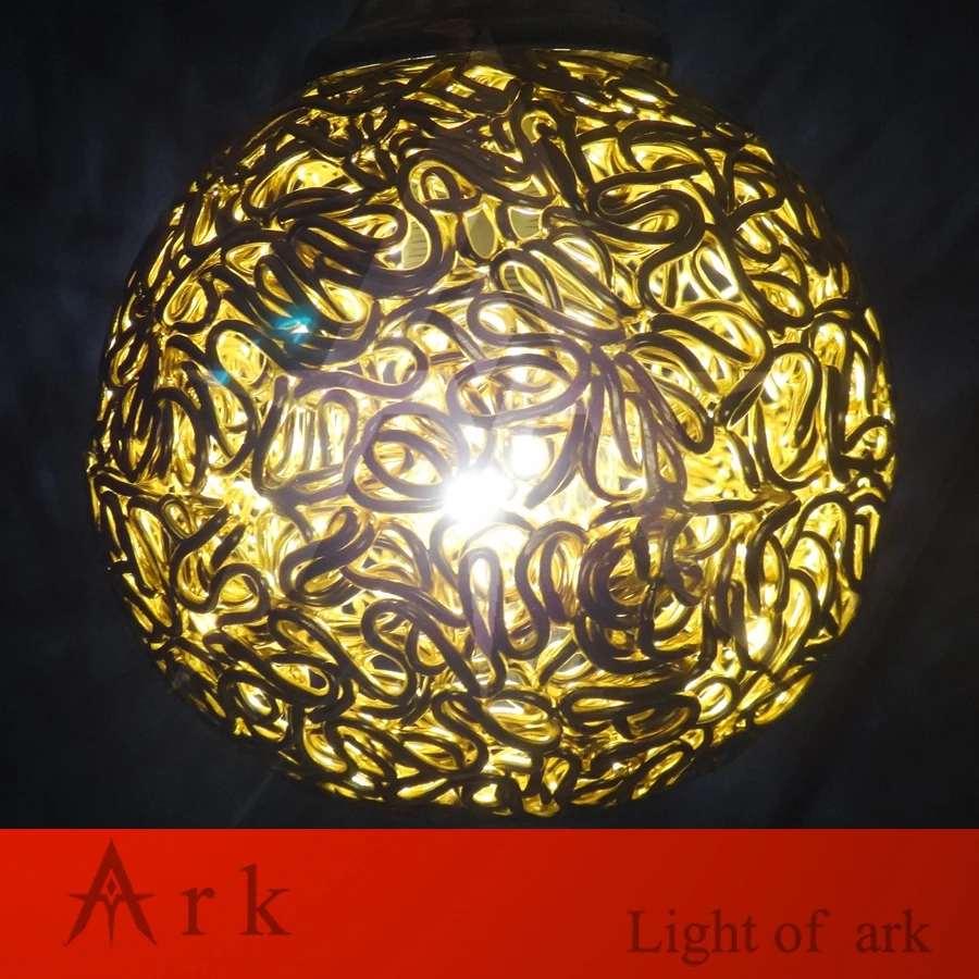 Подвесной светильник ARK диаметром 15 см круглая лампа в современном стиле