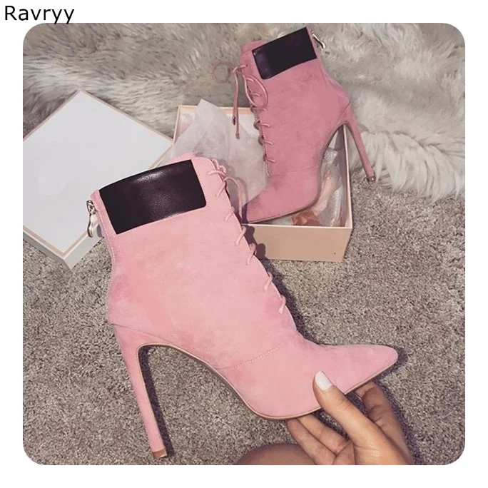 Женские замшевые ботинки на шнуровке розовые короткие с острым носком тонком