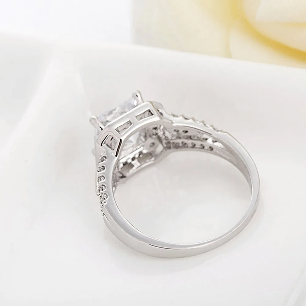 Luoteemi Обручение кольцо для Для женщин белого золота Цвет Свадебные Площади CZ