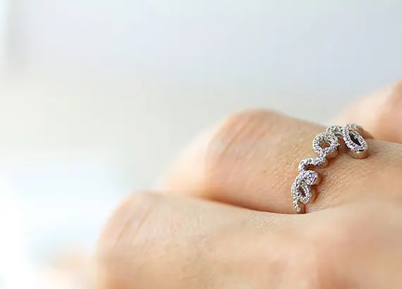 Оптовая продажа кольцо с надписью Love крошечное сердце задней стороны