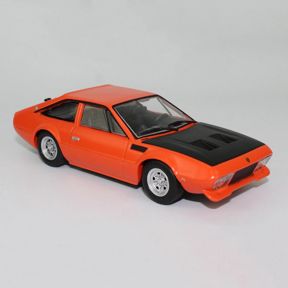 Модель HOMMAT 1/43 Jarama GTS (Боб Уоллес) 1972 модель автомобиля из металлического сплава