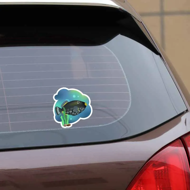 

YJZT 14.2CM*14.7CM Interesting World Marine Fish PVC Car Sticker Decals Car Exterior Accessories 5-0202