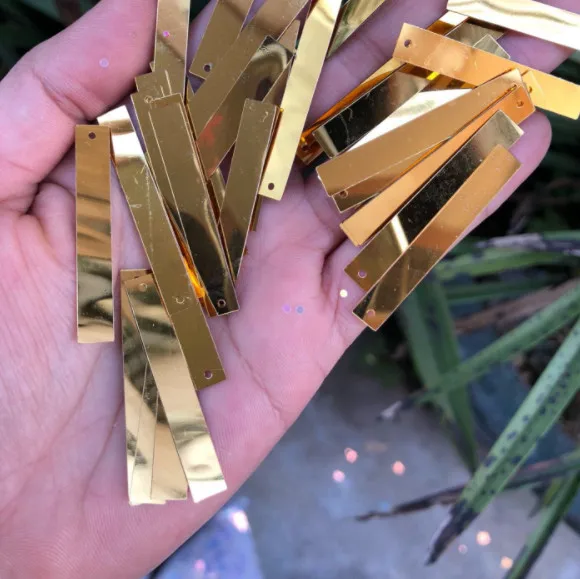 Прозрачные золотые блестки 6*40 мм боковое отверстие прямоугольные для платья