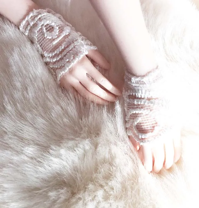 

In Stock 1/6 Scale female Figure Accessory Lace Wristband Occlusion Tube Joint Model for 12 '' Action Figure Body