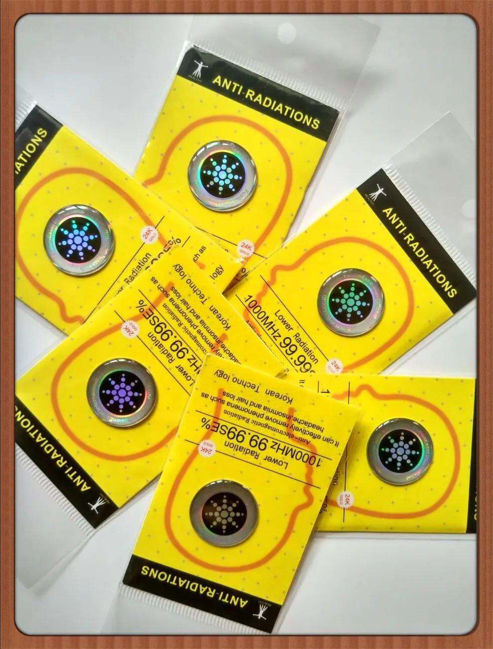 Хит продаж реалистичный рабочий мобильный телефон антирадиационная блестящая