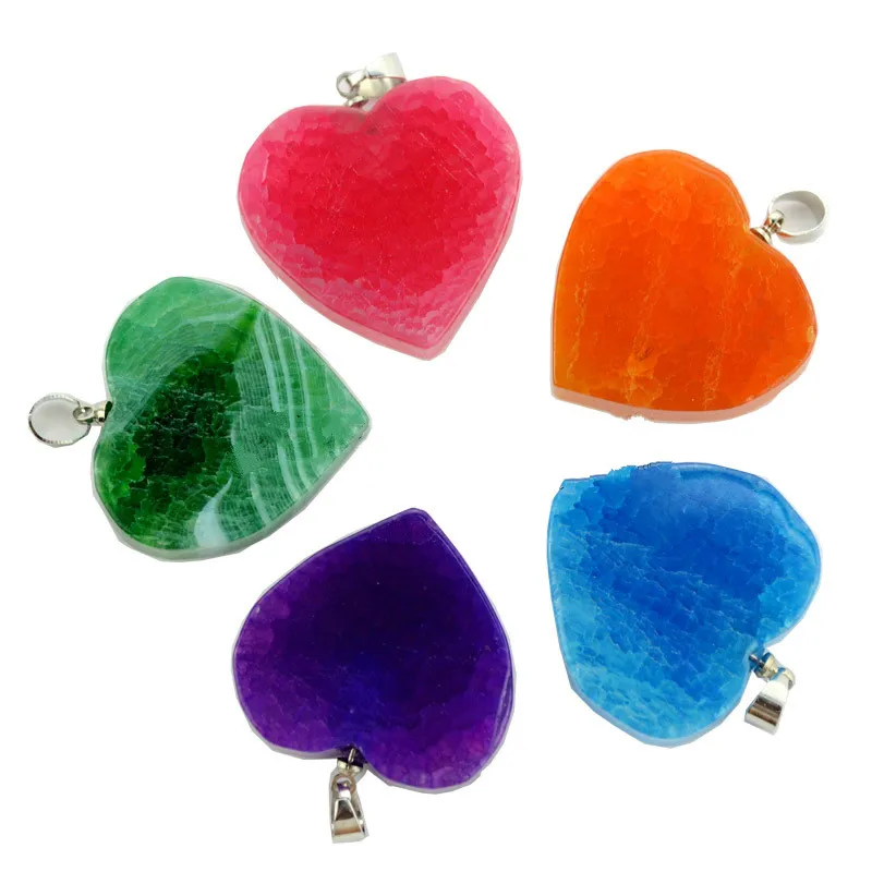 

New Fashion 27mm Crystal Quartz Healing Point Nature Love Heart Shape Blue Orange Gem-Bead Stone Pendant for Jewelry Making
