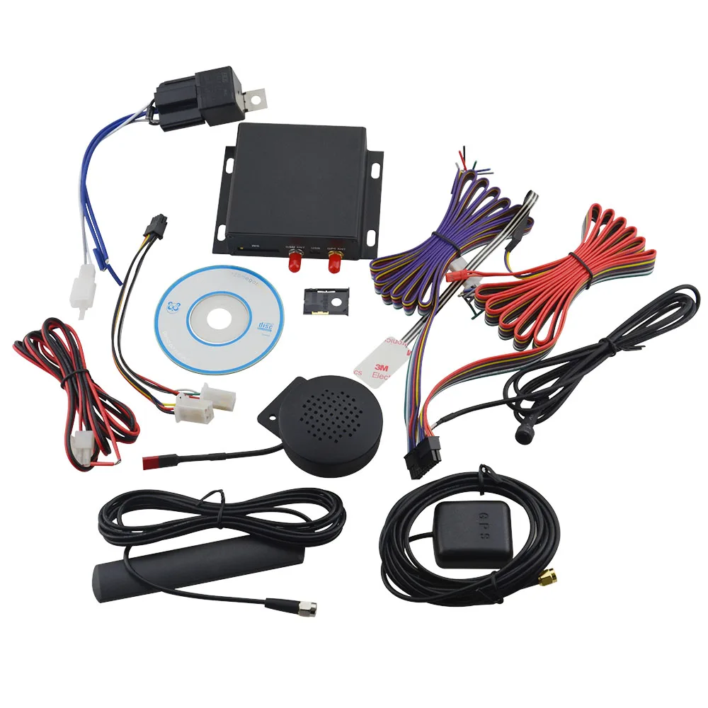 Gps автомобильный Trakcer XT008 с внешним микрофоном и GSM/gps антенной в реальном времени