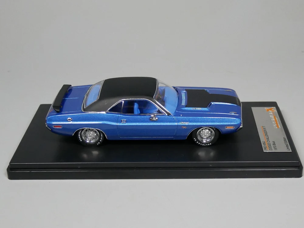 Премиум X 1:43 DODGE CHALLENGER R/T 1970 (синий) литой модельный автомобиль| |