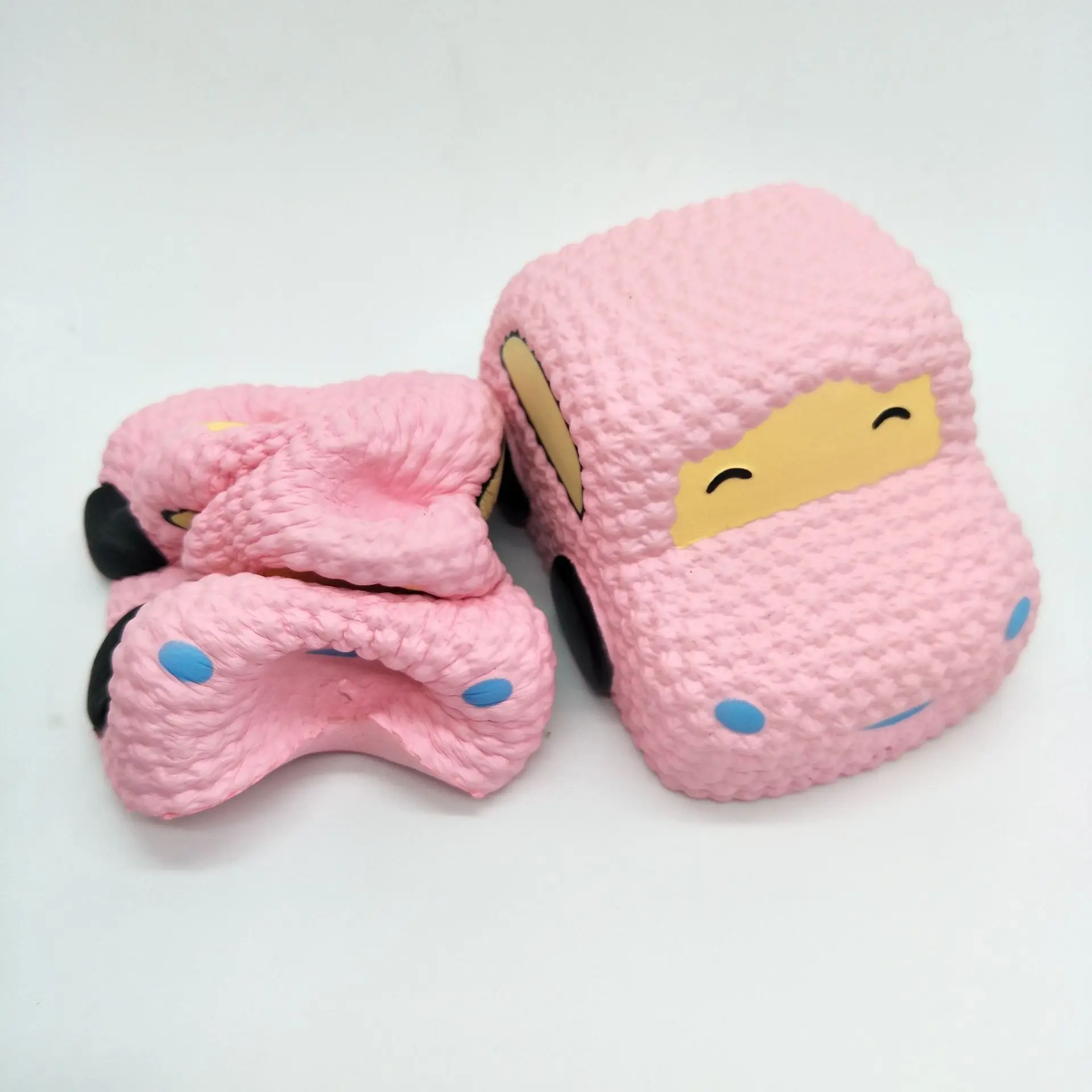 12 см милый Джамбо розовый автомобиль торт телефон ремни DIY Декор мини Mochi улыбка лицо хлеб Мягкое игрушки Мягкий скрип ребенок забавная шутка подарок