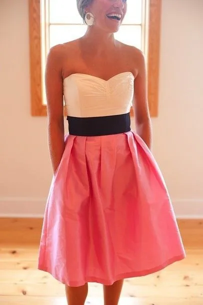 

Cheap White And Pink Bridesmaid Dresses Two Tone Sweetheart Maid Of Honor Dresses Taffeta Knee Length Prom Dresses WD12