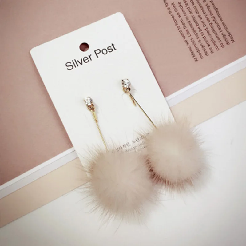 Простые милые серьги Стразы из меха норки длинные в японском и корейском стиле