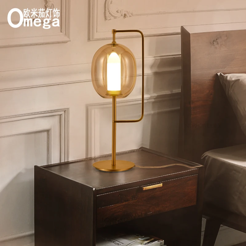 Nordic post-modern table lamp Creative glass simple designer bedroom desktop model room bedside art | Лампы и освещение