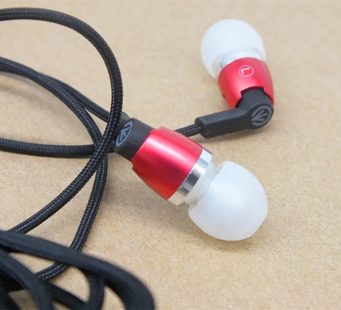 Оригинальная мини колонка чистая басовая стерео гарнитура микрофон