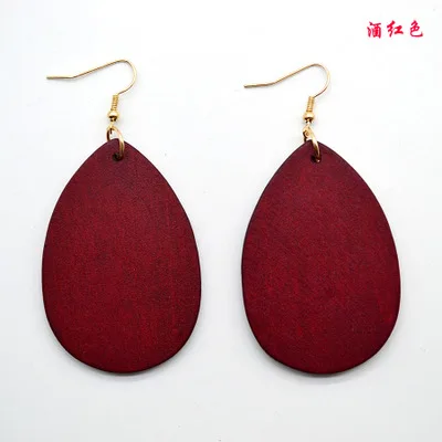 Серьги "Капля воды" из дерева с антиаллергическим покрытием и персональностью, популярные среди европейцев и американцев.