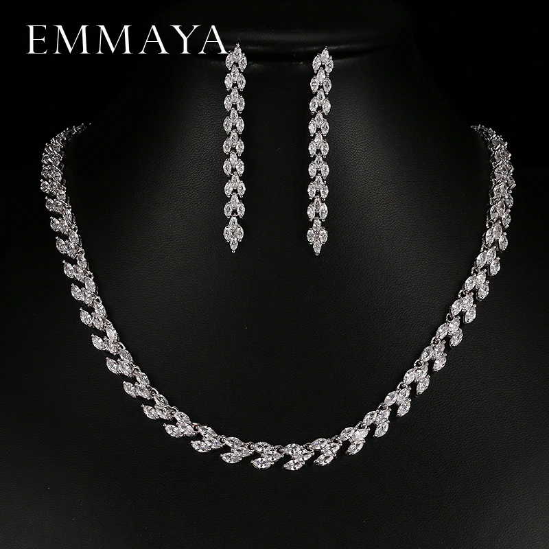 Элегантные фирменные серьги и ожерелья Emmaya серебристого цвета с цирконом Стразы