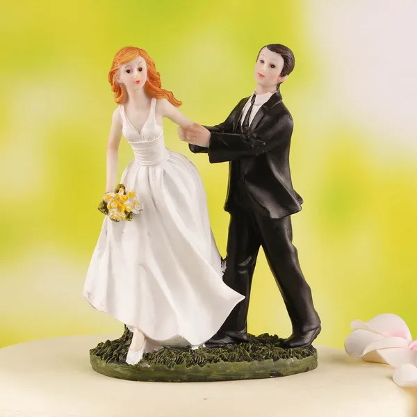 

Bride and Groom dancing kissing run away Proposing Funny Figurine Wedding Cake Topper Personalised Event Party Supplies Marriage