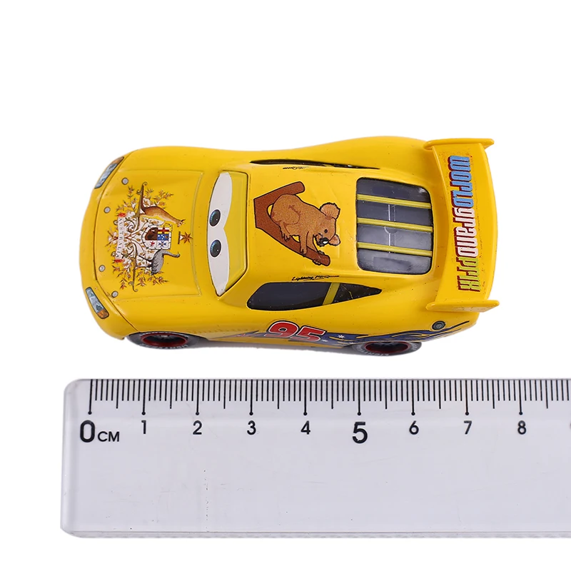 Disney "тачки 3 с рисунками из мультфильма «Тачки 2 № 95 Lightning Mcqueen Австралия металл литья под давлением игрушечный автомобиль 1:55 Lightning McQueen свитшоты зимняя куртка с капюшоном