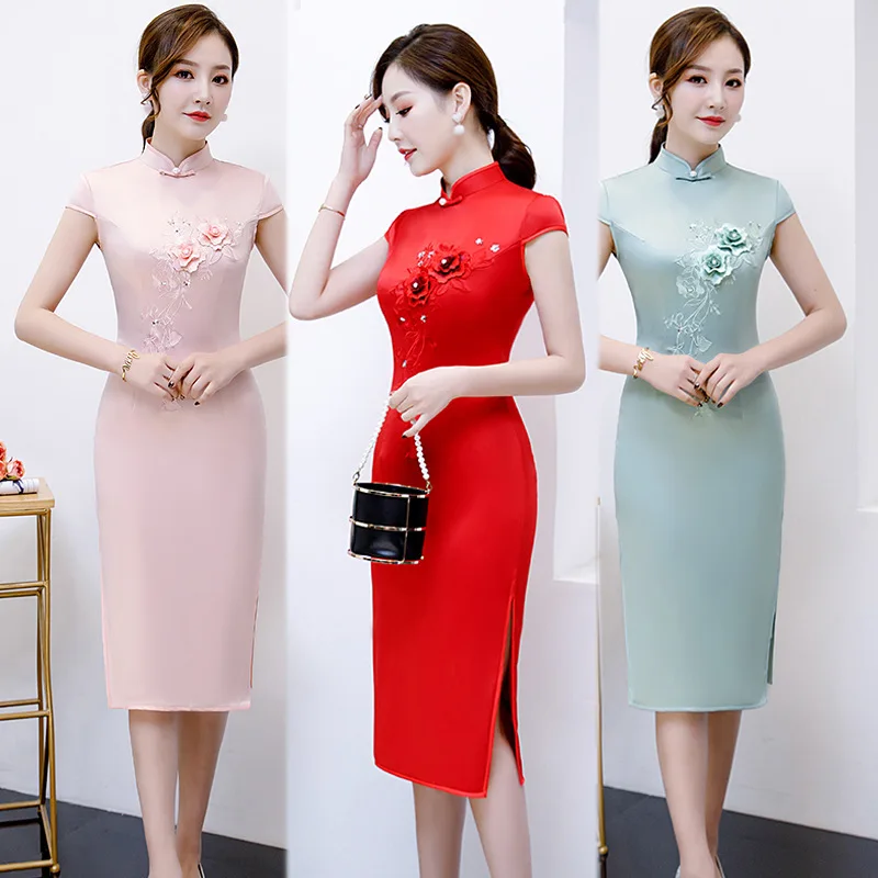 

2019 Fashion Knee Length Cheongsam Chinese style Embroidery Dress Summer Womens Rayon Qipao Slim Party Dresses Vestido S-4XL