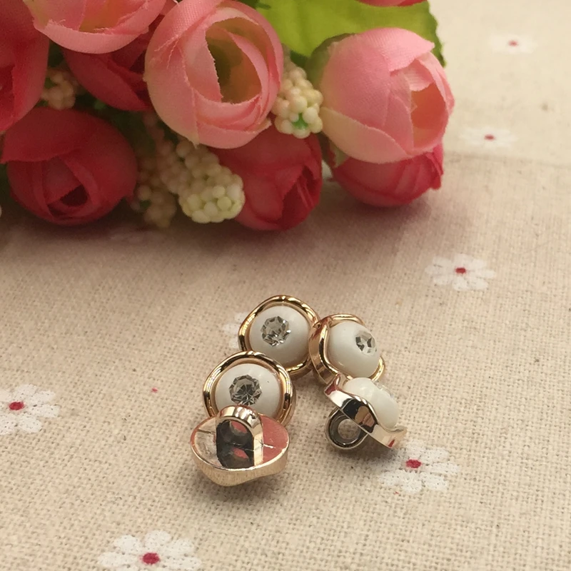 2016 новинка алмазные пуговицы из смолы 11 мм золотые Кружевные Трикотажные рубашки