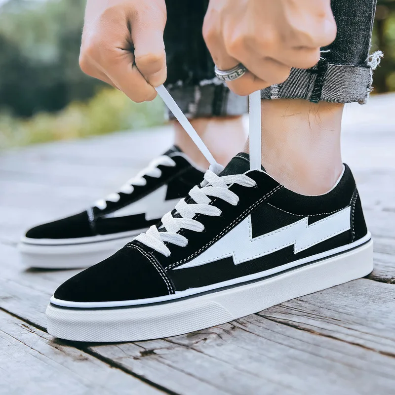 TRILEINO/низкие классические парусиновые туфли унисекс черного и белого цвета