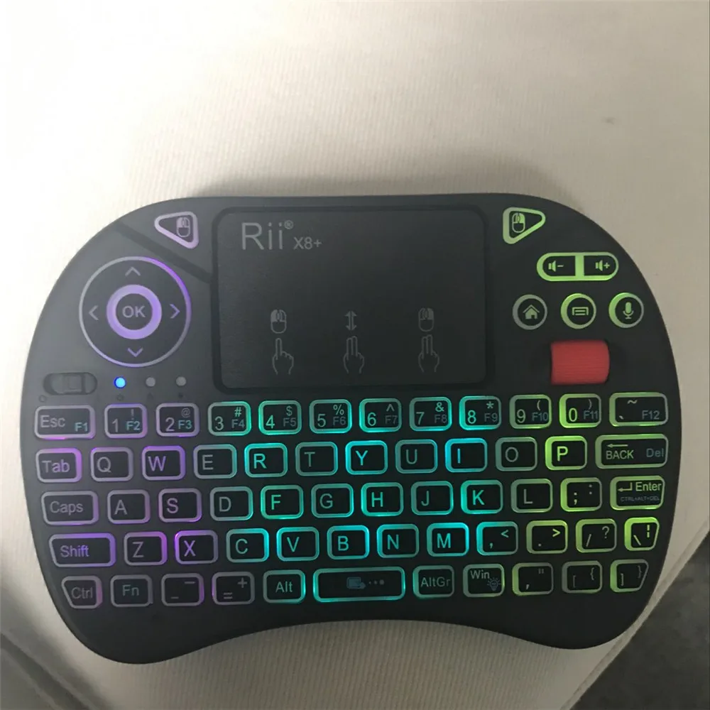 Rii X8+ 2,4 ГГц мини беспроводная клавиатура с сенсорной панелью голосовой поиск сменный цветной светодиодный с подсветкой, перезаряжаемый литий-ионный аккумулятор для телевизора