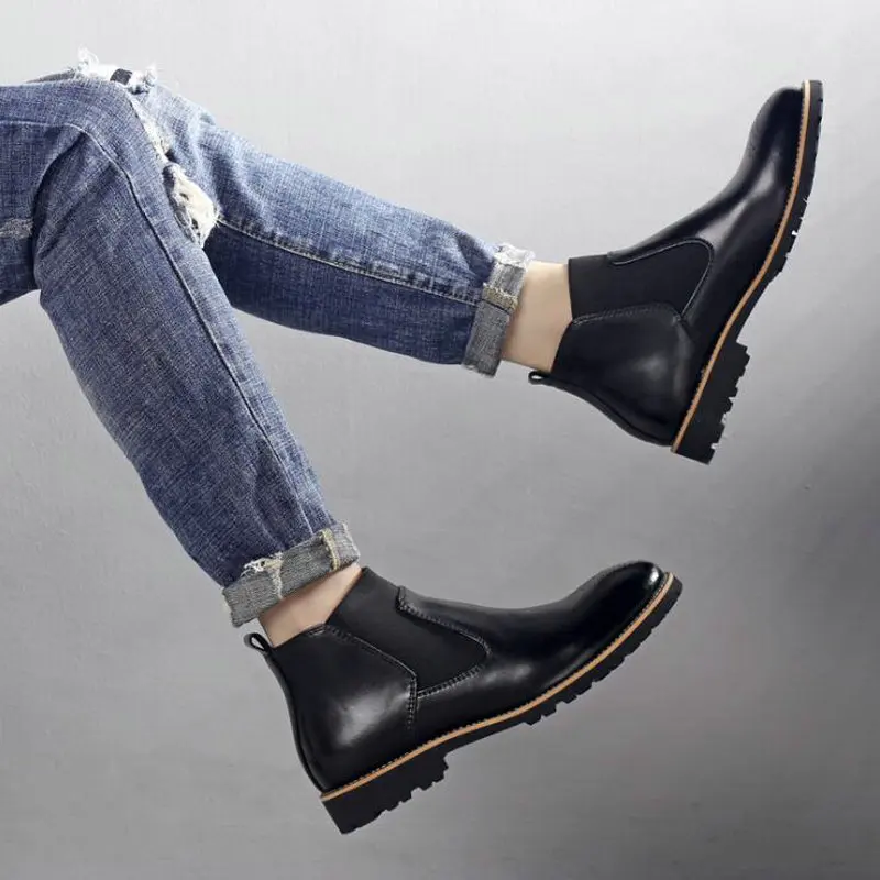 Мужские ботинки челси из натуральной кожи с острым носком