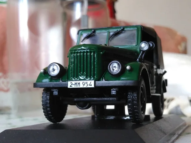 Бесплатная доставка 1:43 Масштаб литья под давлением газ 69А классический русский