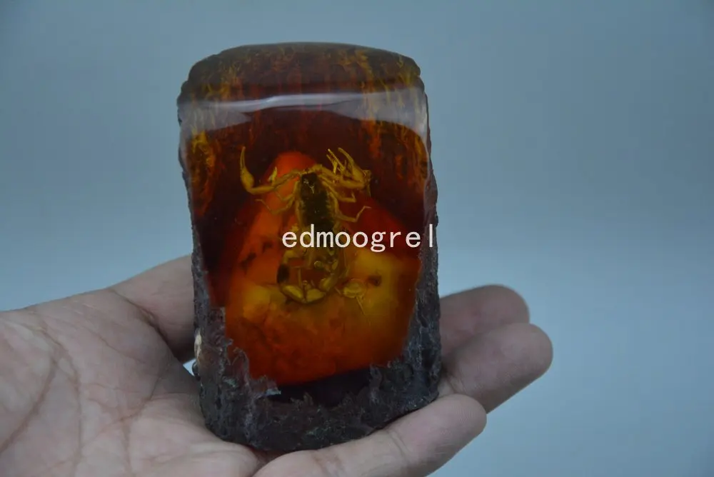 

Old Tibet amber scorpion Decoration, free shipping