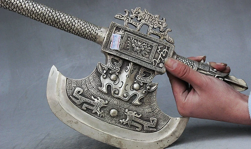 19&quot Ancient China Silver Dragon Lion Beast Hand Shank Weapon Axe Hatchet Statue | Дом и сад