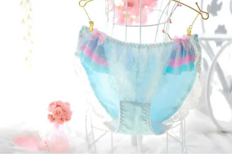 ice cream rainbow flying fabric lady's comfortable briefs and strings majtki damskie koronka women underwear string femme |