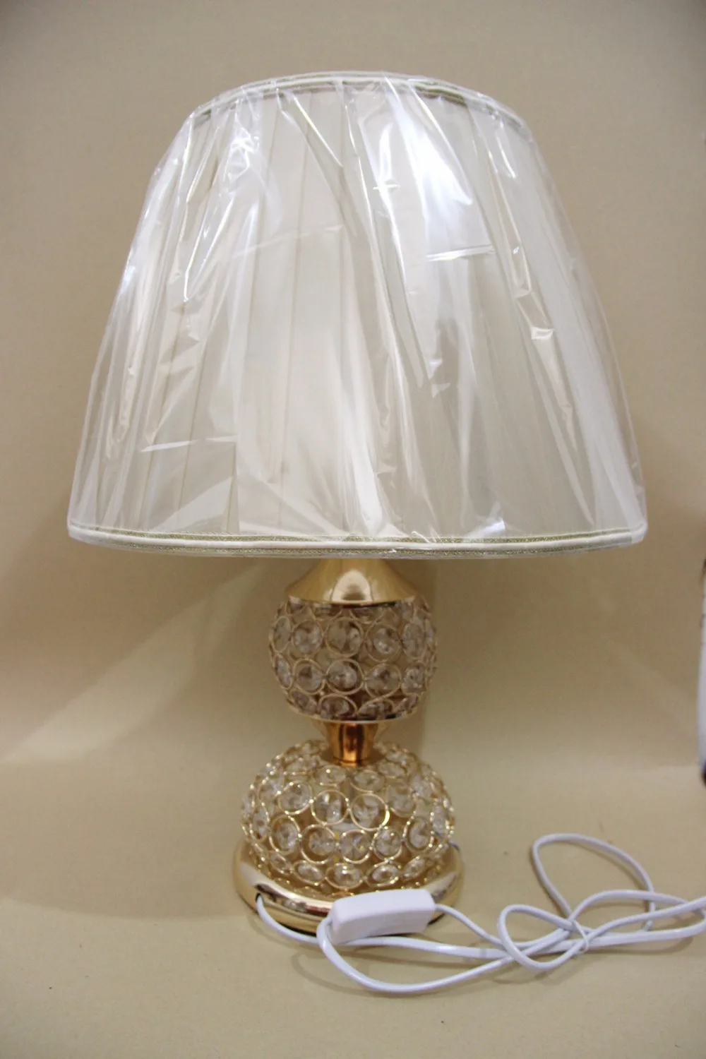 Настольная лампа с кристаллами в современном европейском стиле романтичная