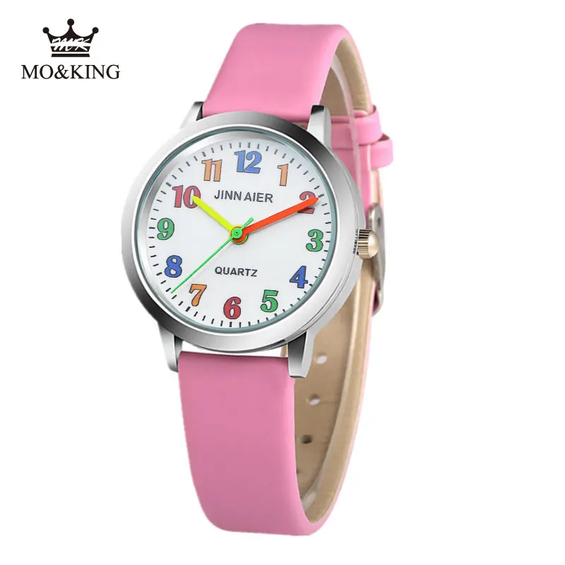 Фото Для девочек Цвет цифровой циферблат Кварцевые часы высокого качества детская