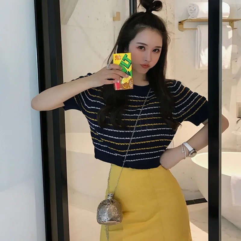 2020 сексуальный женский топ в Корейском стиле повседневный полосатый короткий
