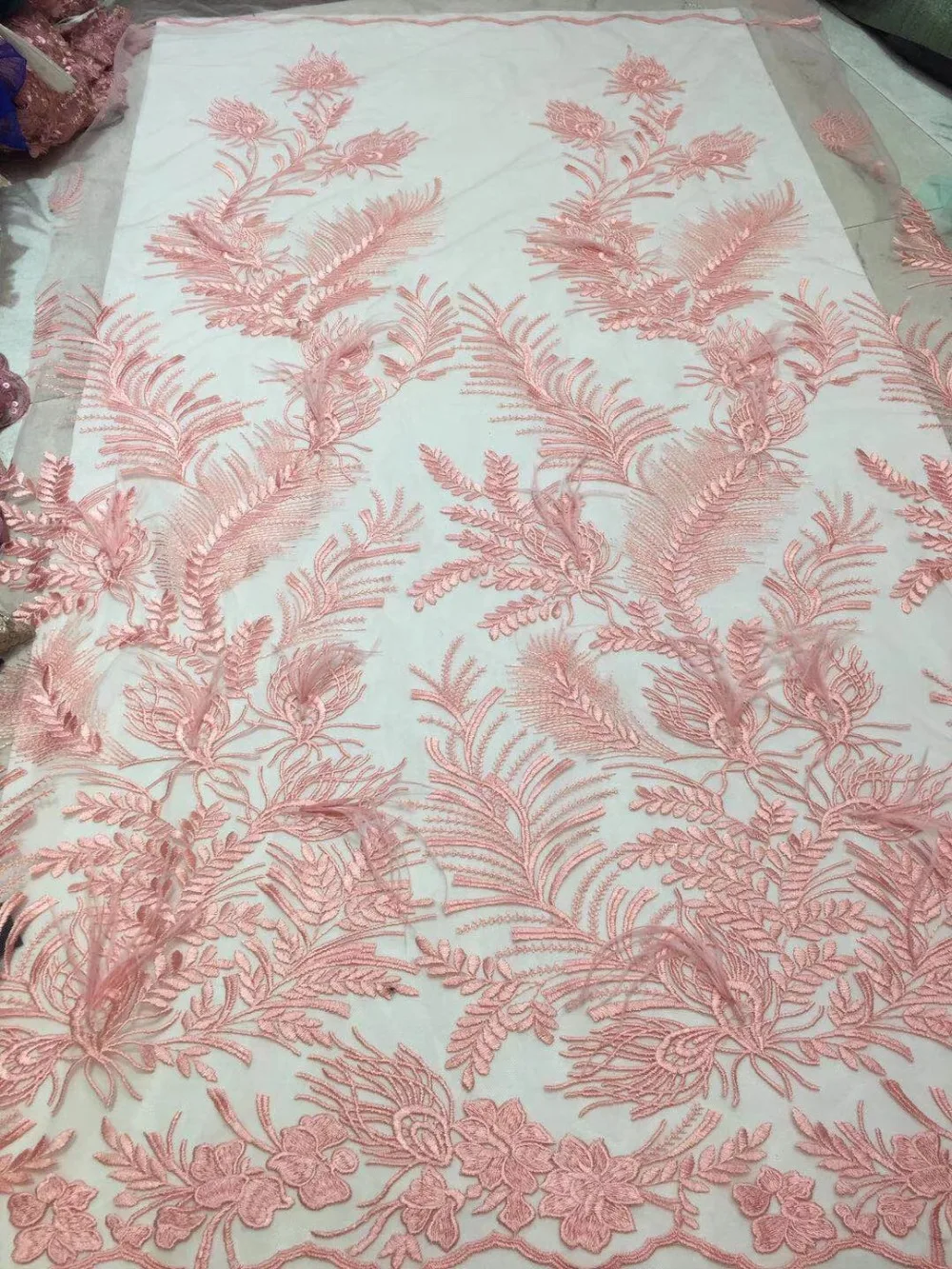 

Nigeria new lace fabric wedding senior African chiffon lace fabric 5 yard feather embroidery