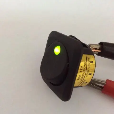 Универсальный 12V 25A квадратный переключатель круглый ключ 3pin кулисный переключатель ВКЛ-ВЫКЛ - Цвет: Зеленый