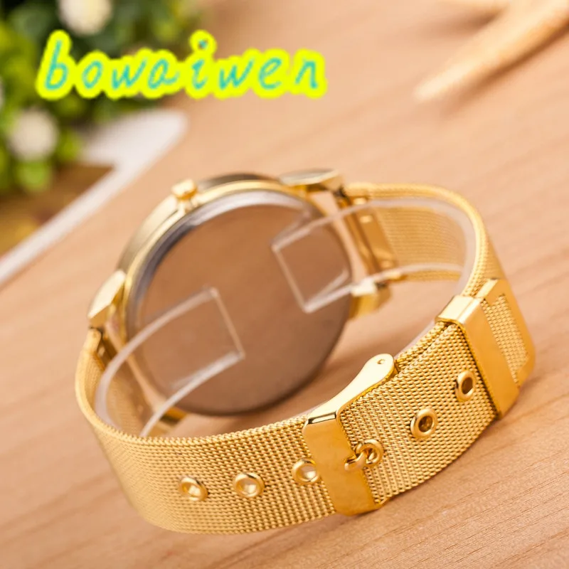

bowaiwen #0023 woman watch Fashion Women Crystal Golden Stainless Steel Analog Quartz Wrist Watch Bracelet