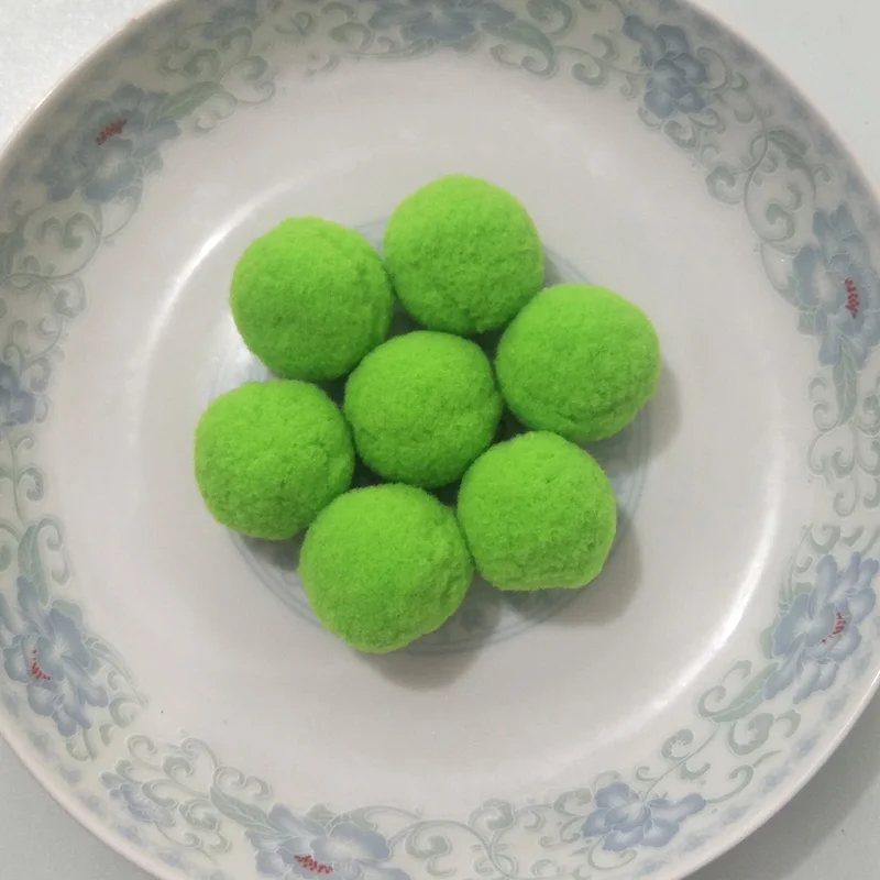 Apple Green 10 шт 30 мм цветные круглые фетровые шары, помпоны для самодельных девушек, вечерние принадлежности для комнаты, свадебные украшения, фетровые шары, аксессуары - Цвет: Apple Green