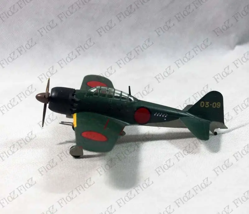 Модель WWII A6M типа Zero 203rd Tanimizu Kagoshima 1945 1/72 |
