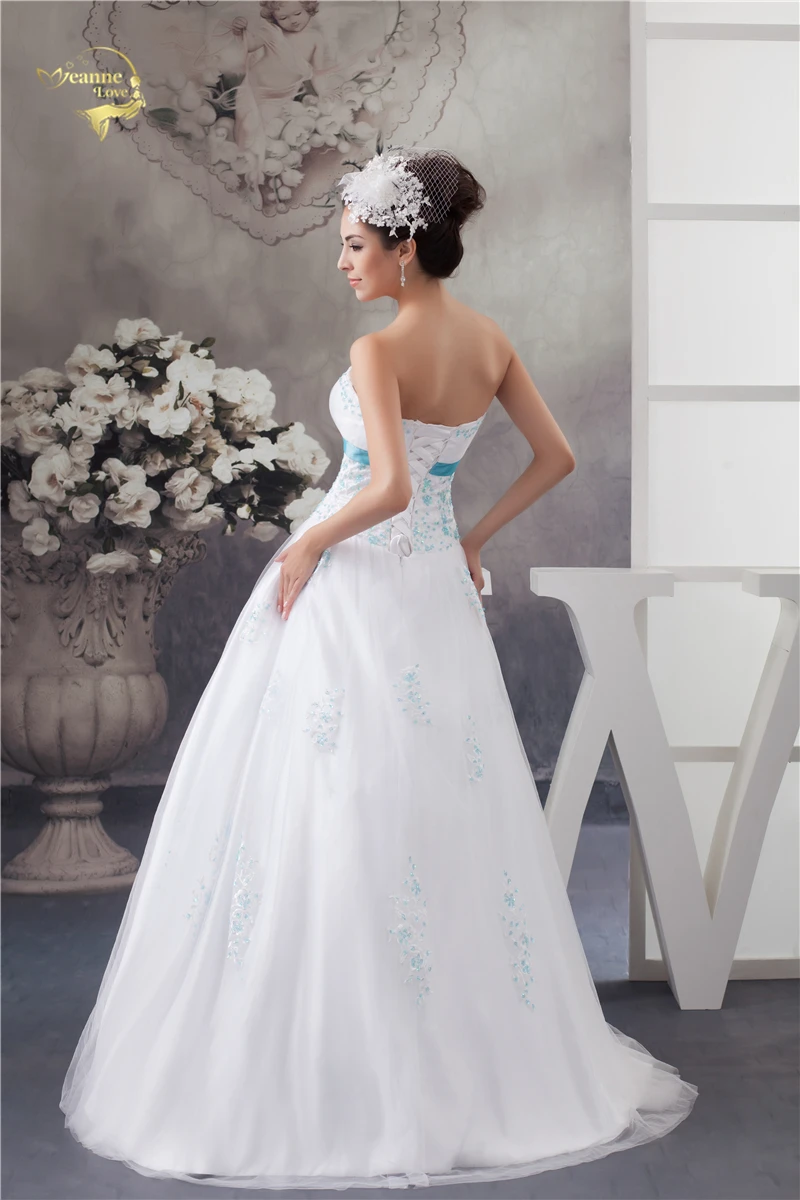 2021 Новое поступление белые свадебные платья с синим кружевными аппликациями без