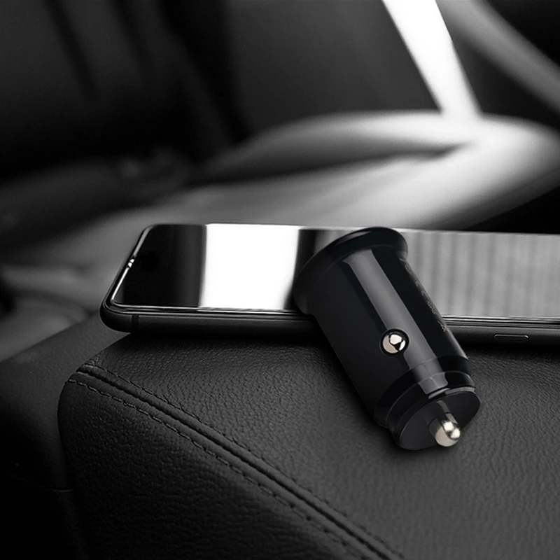 Универсальное автомобильное зарядное устройство с двумя USB портами а 5 В|Кабели