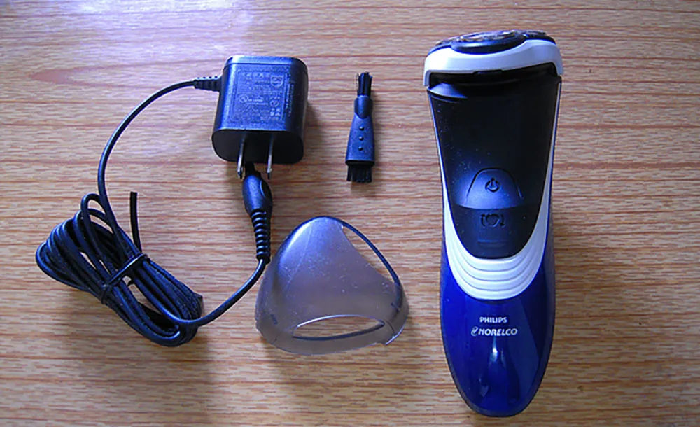 Бритва Philips Norelco PT724/41 со встроенным триммером с плавающими головками Светодиодный индикатор для мужской электробритвы