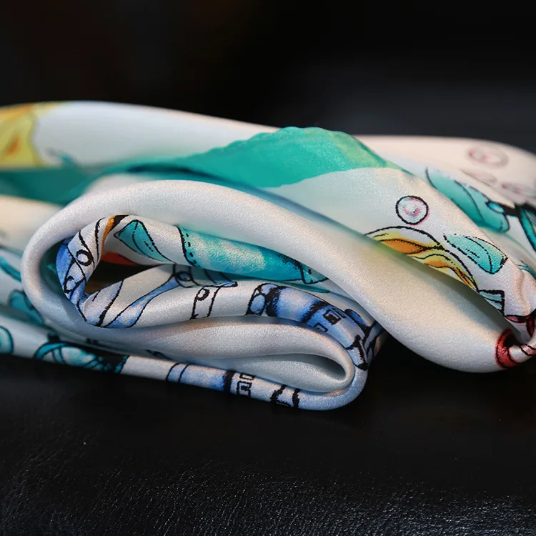 Новое поступление Модный Шелковый шарф с мультяшным принтом 100% шелковый сумочка