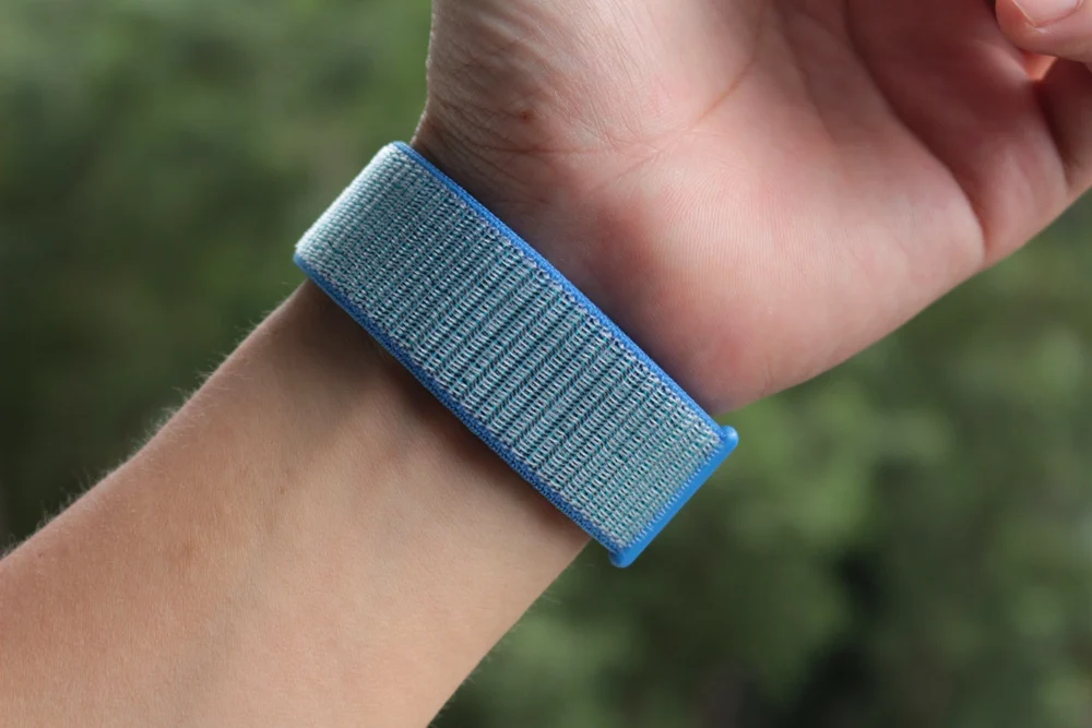 Спортивный ремешок URVOI для apple watch, серия 5, 4, 3, ремешок для iwatch, воздухопроницаемый, застежка-крючок, тканый нейлон, 40 мм, 44 мм