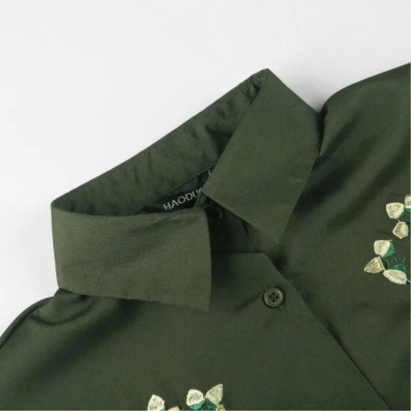 Fashion casual solid color simple flower embroidery shirt camiseta women blusa feminina blouse B174 |