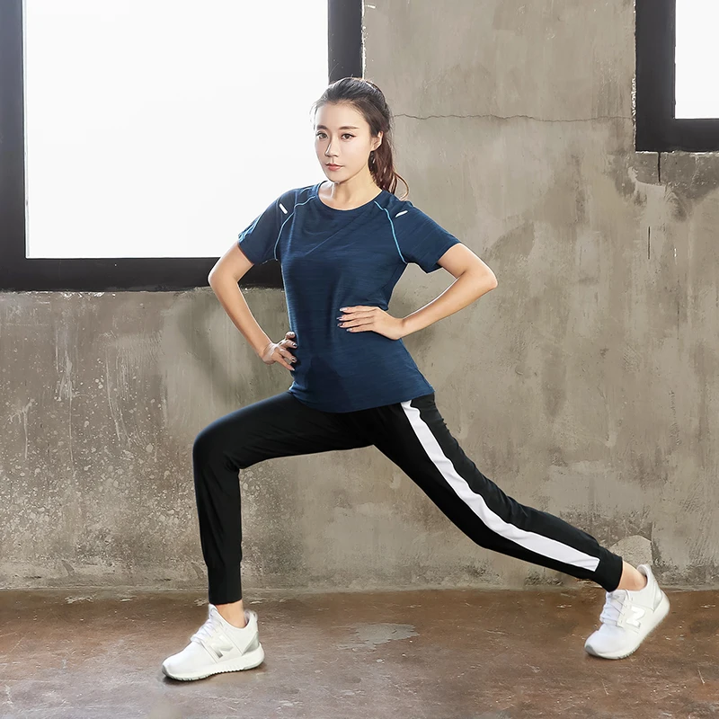 Женский комплект для фитнеса из 2 предметов леггинсы + Топ одежда тренировок