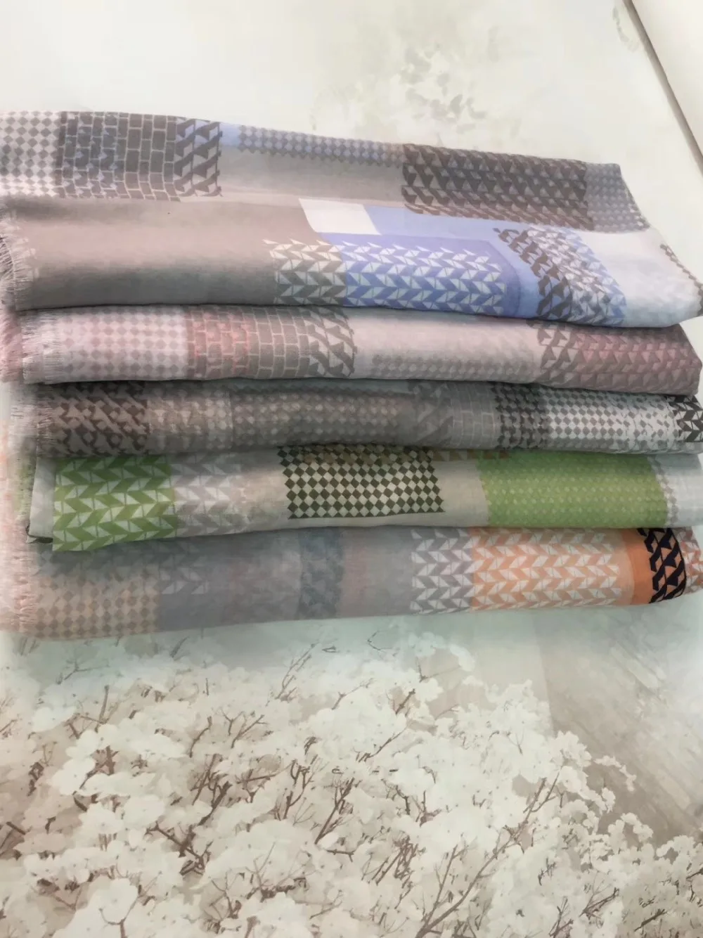 Новинка 2017 Модный женский шарф с бахромой и узором в виде стрелок из хлопка