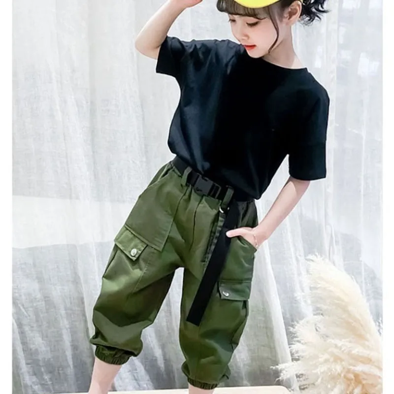 Спортивные костюмы для девочек подростков черная футболка и штаны зеленого